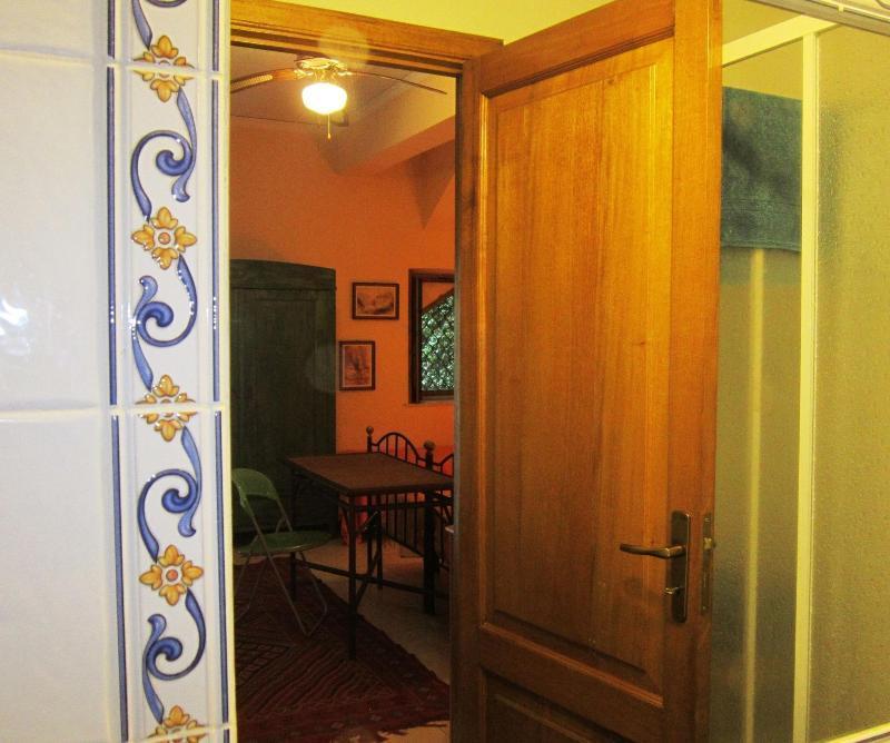 B&B Di Charme Camelie Palazzo Nicotra 里波斯托 外观 照片